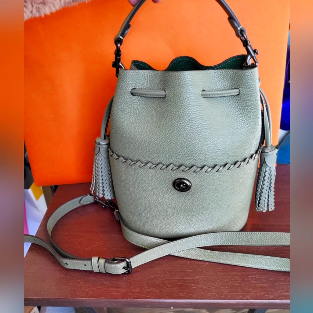 GUC Coach Lora Bucket Bag with Whipstitch Detail Olive Leather Crossbody